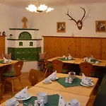 Hubertus 3*