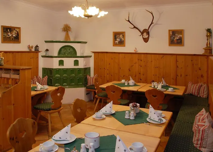 بنسيون هوبرتوس 3*